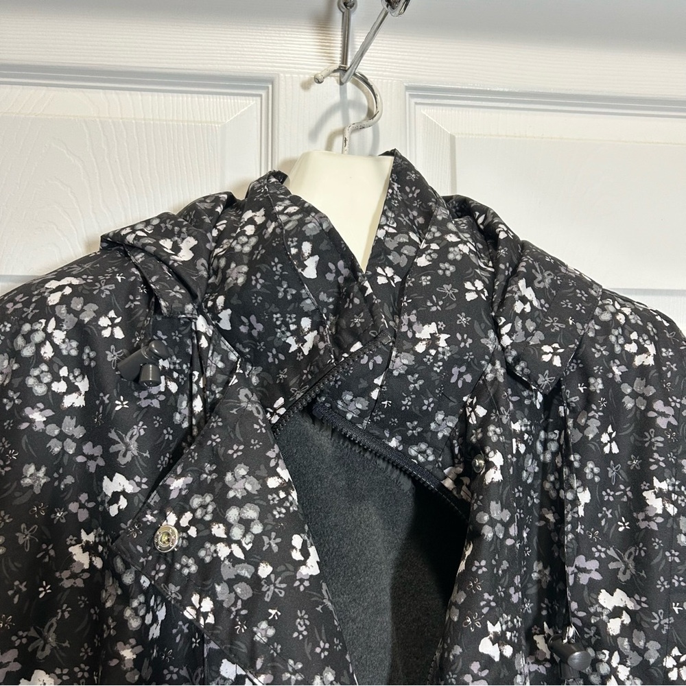 Woman Within Black Floral Removable Liner Rain Jacket - Picture 5 of 9